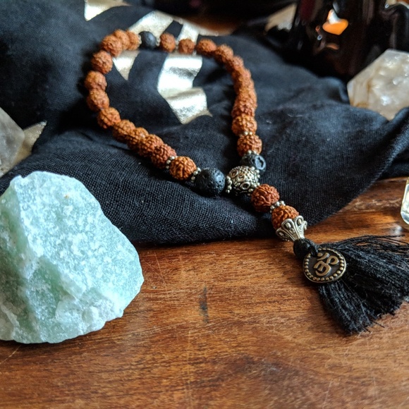 Mala Bracelet: Rudraksha & Lava Stone! - Picture 2 of 4